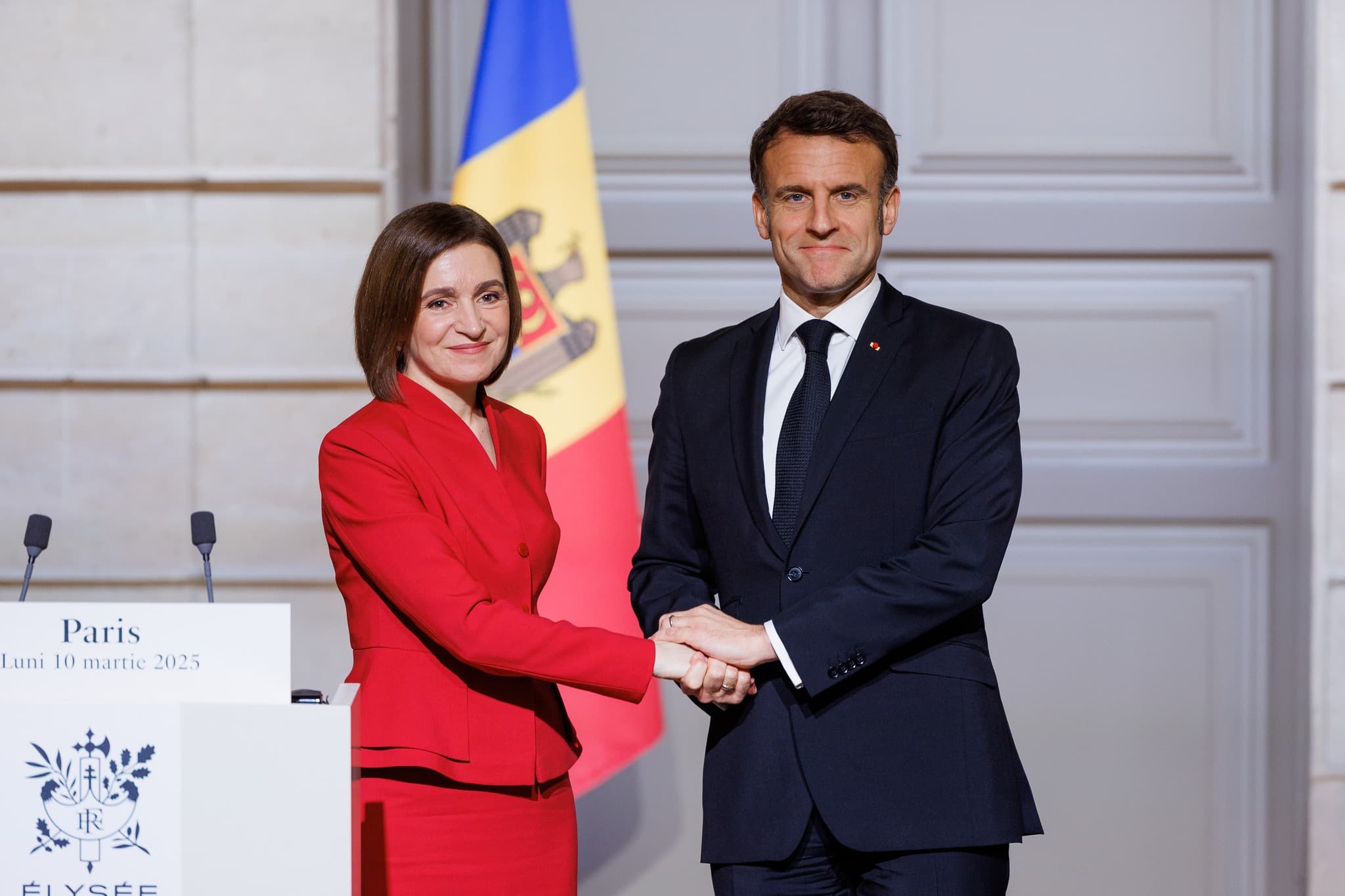 Macron, mesaj în limba română după alegerile parlamentare din R. Moldova: „În ciuda presiunilor, alegerea poporului s-a afirmat în forță”