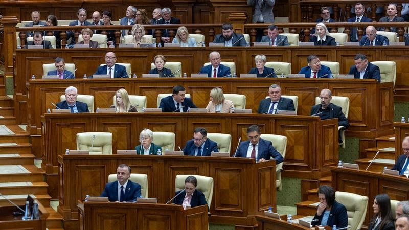 (video) Tarlev în Thailanda, Stoianoglo - Turcia, iar Dodon, șef pe India: Cine va conduce grupurile parlamentare de prietenie. SUA, Ucraina și România au revenit PAS