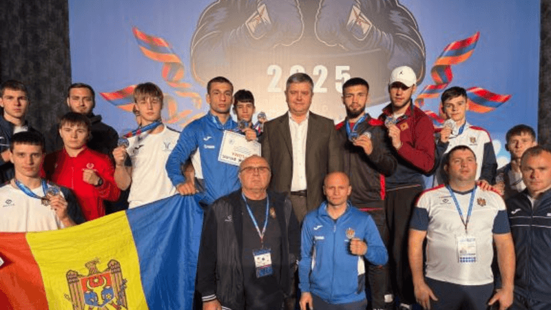 Argint și bronz pentru Moldova: 14 medalii, cucerite de boxerii țării noastre la Campionatul European U19 și U23 din Erevan