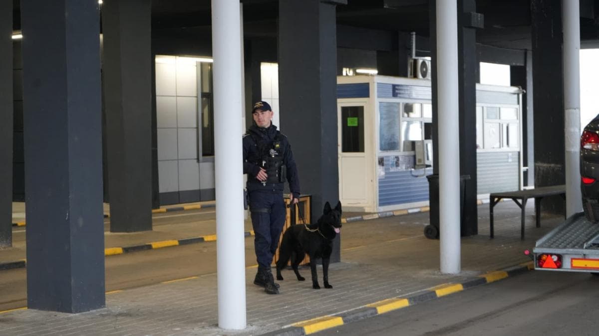 Presa din România: La volanul unui camion plin cu muniție de război, un cetățean din R. Moldova ținea calea spre Israel. Serviciul Vamal: „Nu pot fi oferite detalii suplimentare la această etapă”